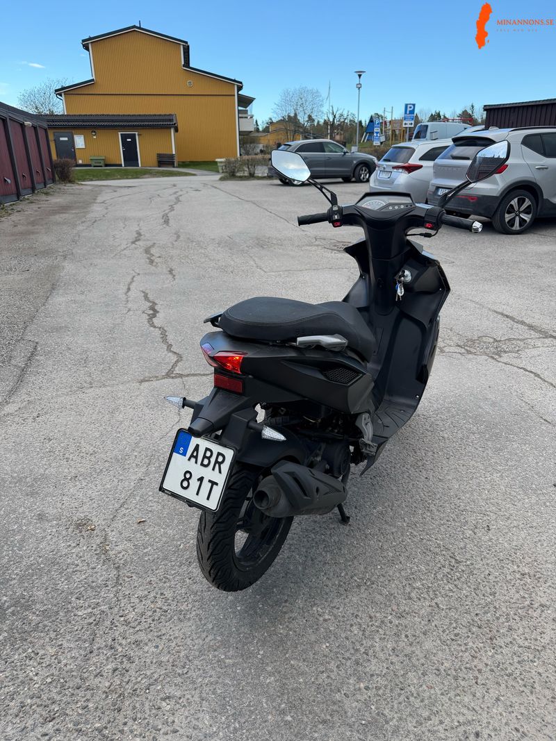 drax-rough-e5-2022-valskott-moped-saljes