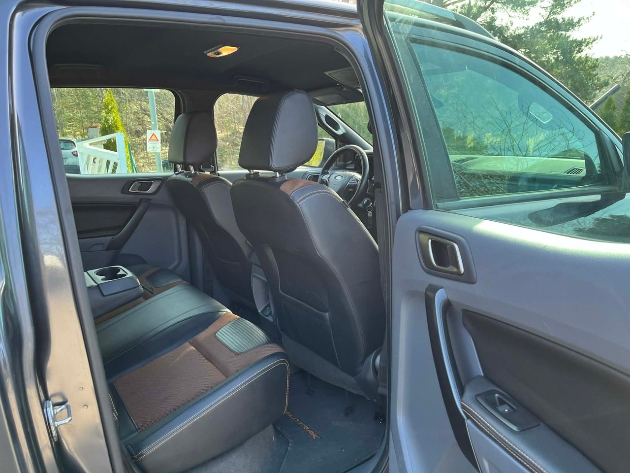 ford-ranger-dubbelhytt-32-tdci-4x4-selectshift