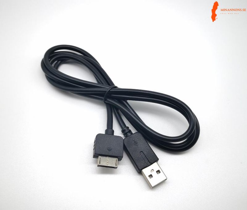 12-m-playstation-vita-1000-laddkabel