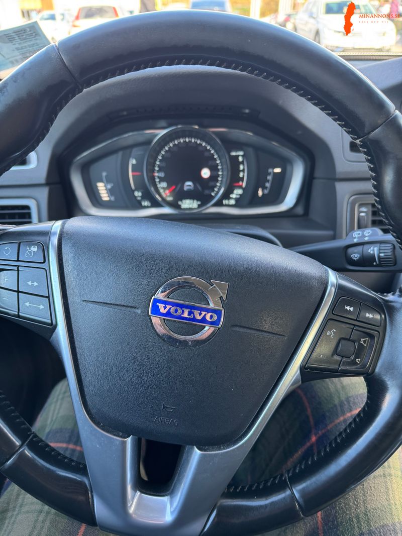 volvo-xc70-ii-d5-24-aut-awd