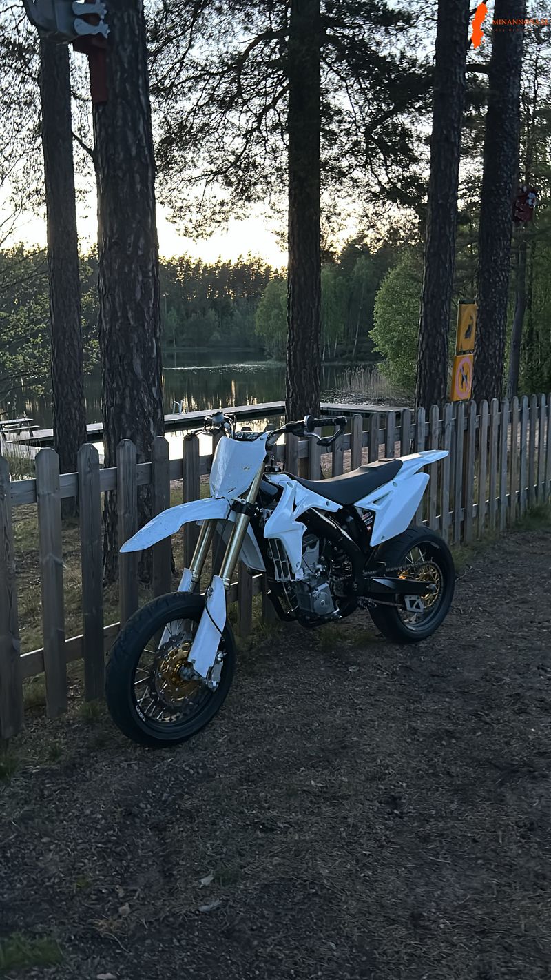suzuki-rmz450-2011