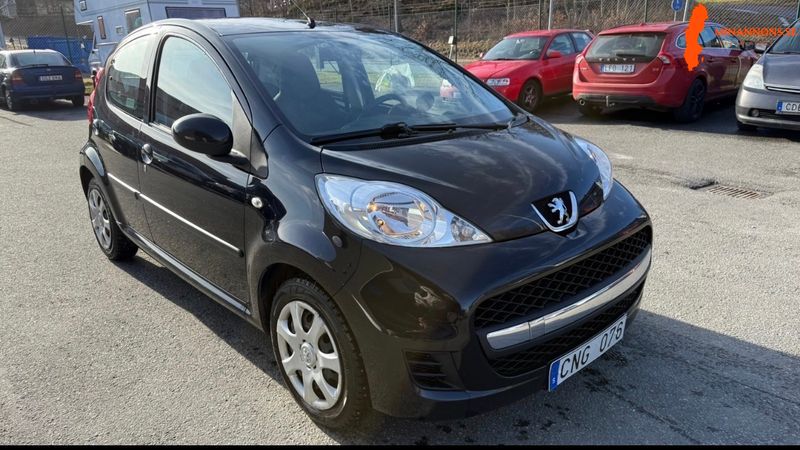 peugeot-107-5-dorrar-10-manuell-68hk-2011