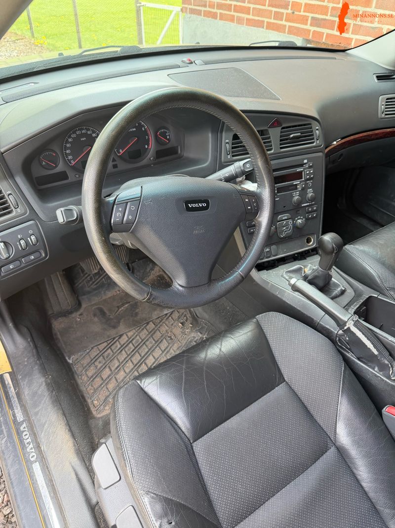 volvo-s60-2002
