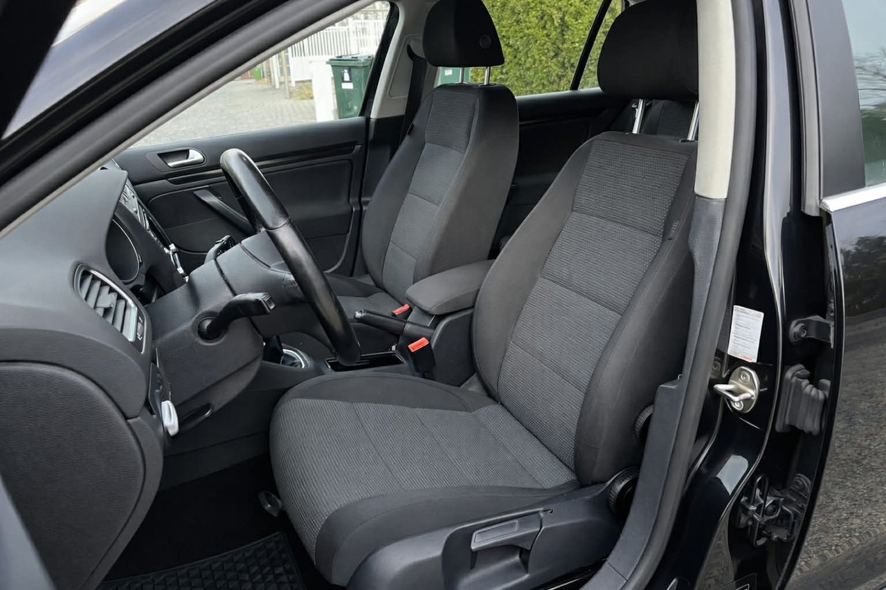 volkswagen-golf-variant-16-tdi-dpf-bmt-manuell-105hk-2012