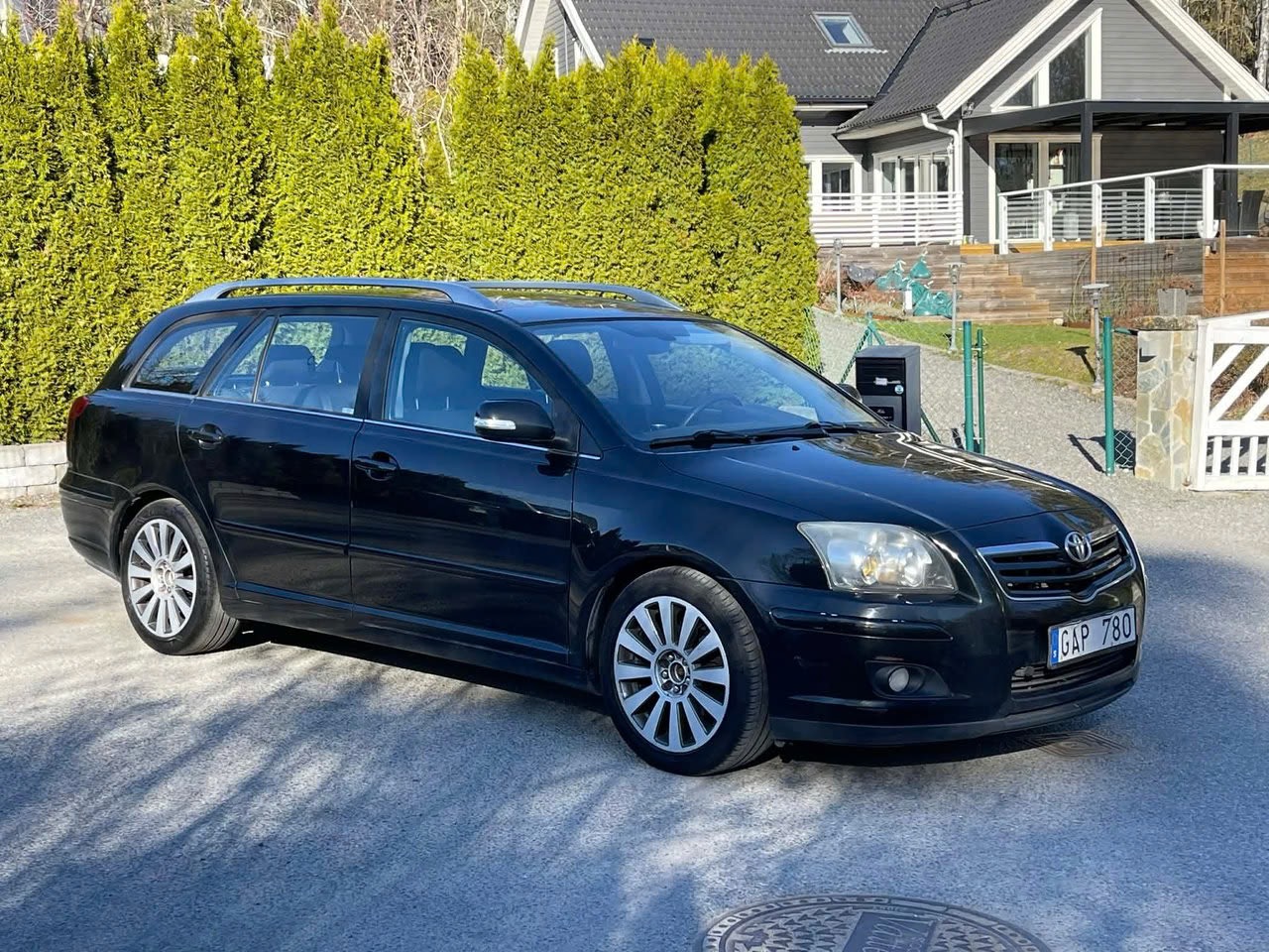 toyota-avensis-kombi-20-d-4-vvt-i
