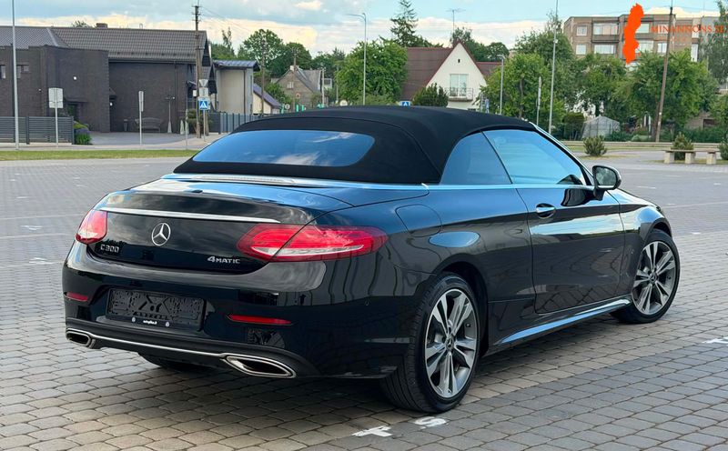 mercedes-benz-c-300-4matic