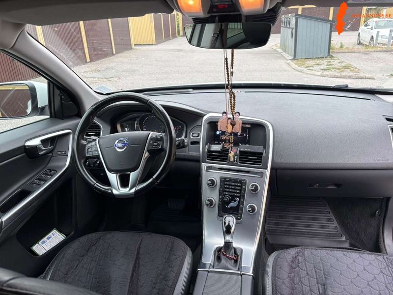volvo-xc60-d4-20-fwd