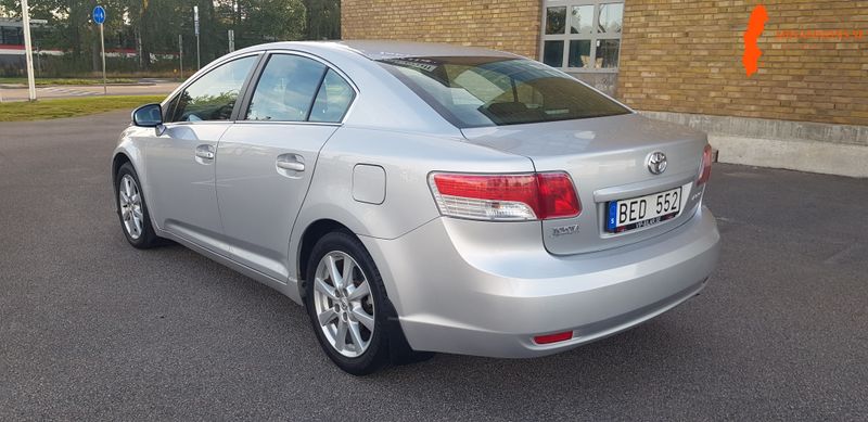 toyota-toyota-avensis-20-vvti
