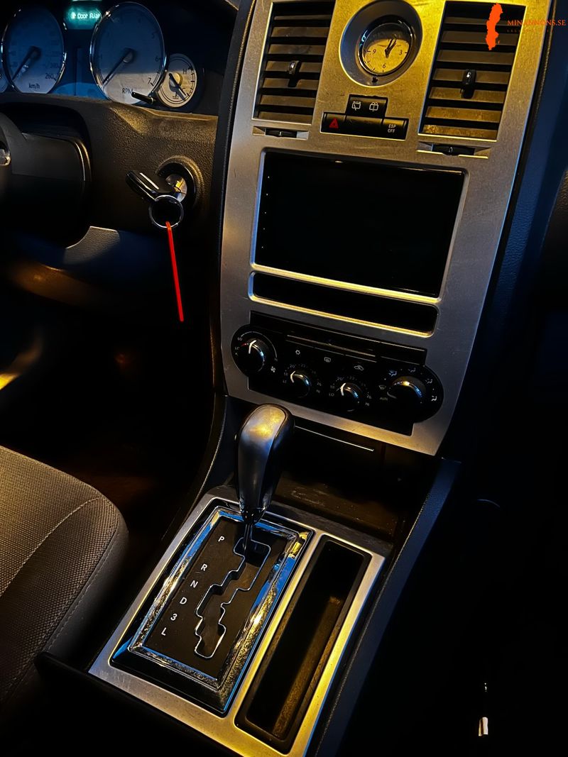 chrysler-300c