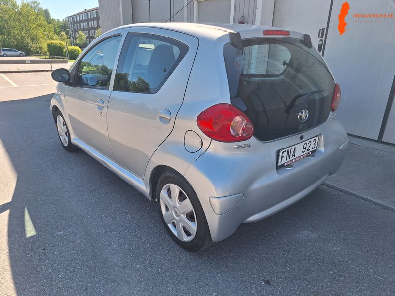 toyota-toyota-aygo-10-12v