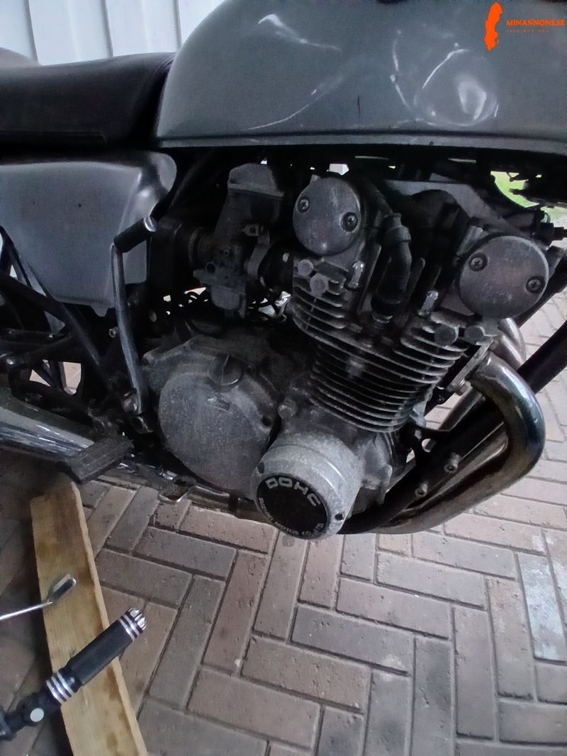 suzuki-gs-500