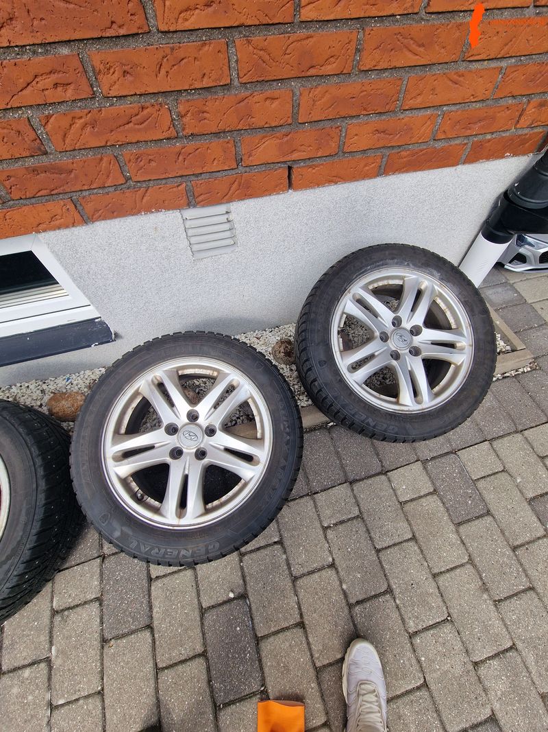 vinterhjul-med-falgar-hyundai-17-4-st