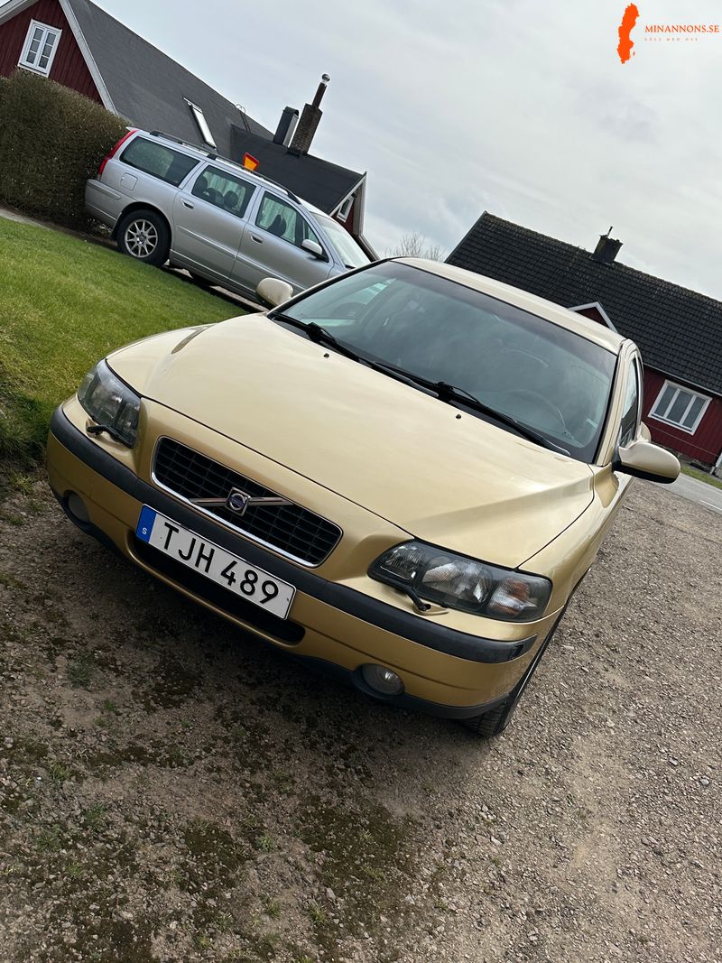 volvo-s60-2002