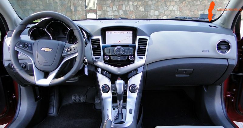 chevrolet-cruze-lt-18-bensin-automat-vinterdack-lagmilare