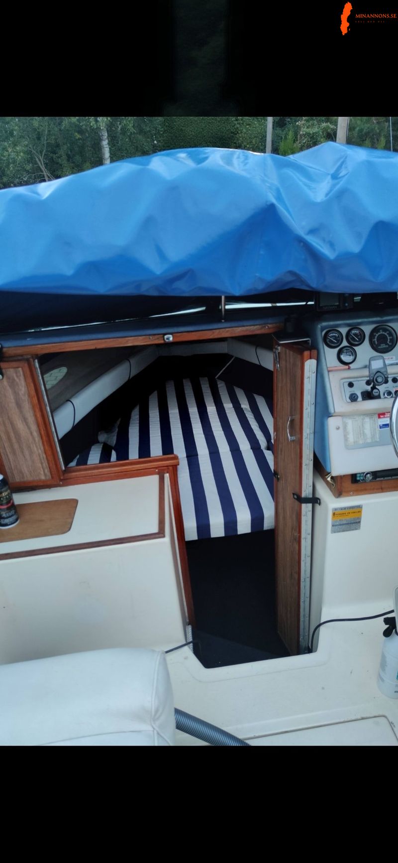 sea-ray-230-cc-v8-trailer