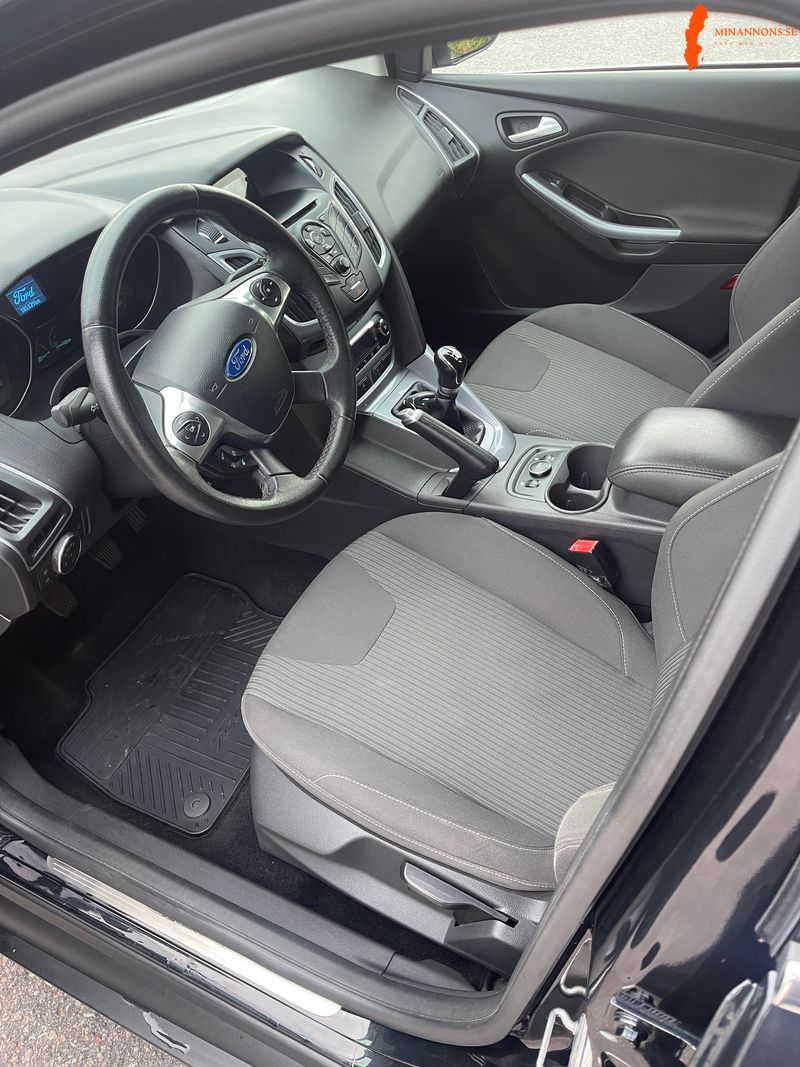 ford-focus-10t-ecoboost-fwd