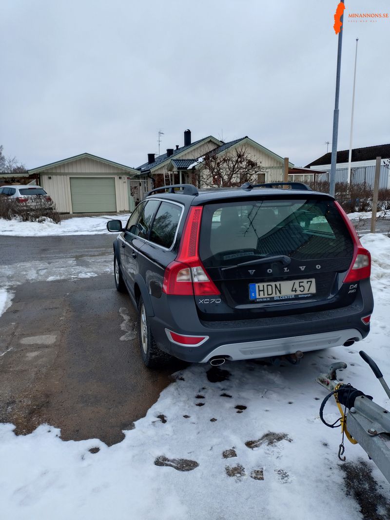 volvo-xc70-d4