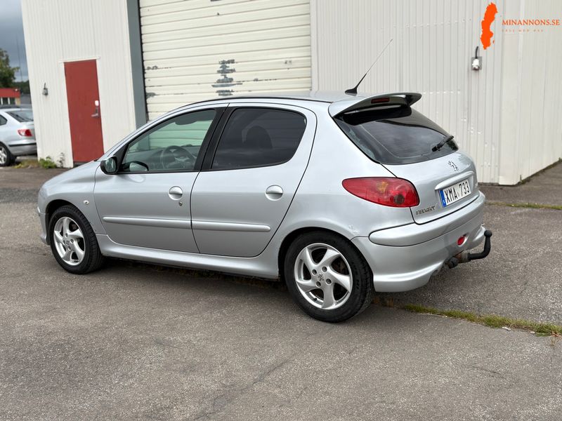 peugeot-peugeot-206-sport-16-5d-sw-16-16v