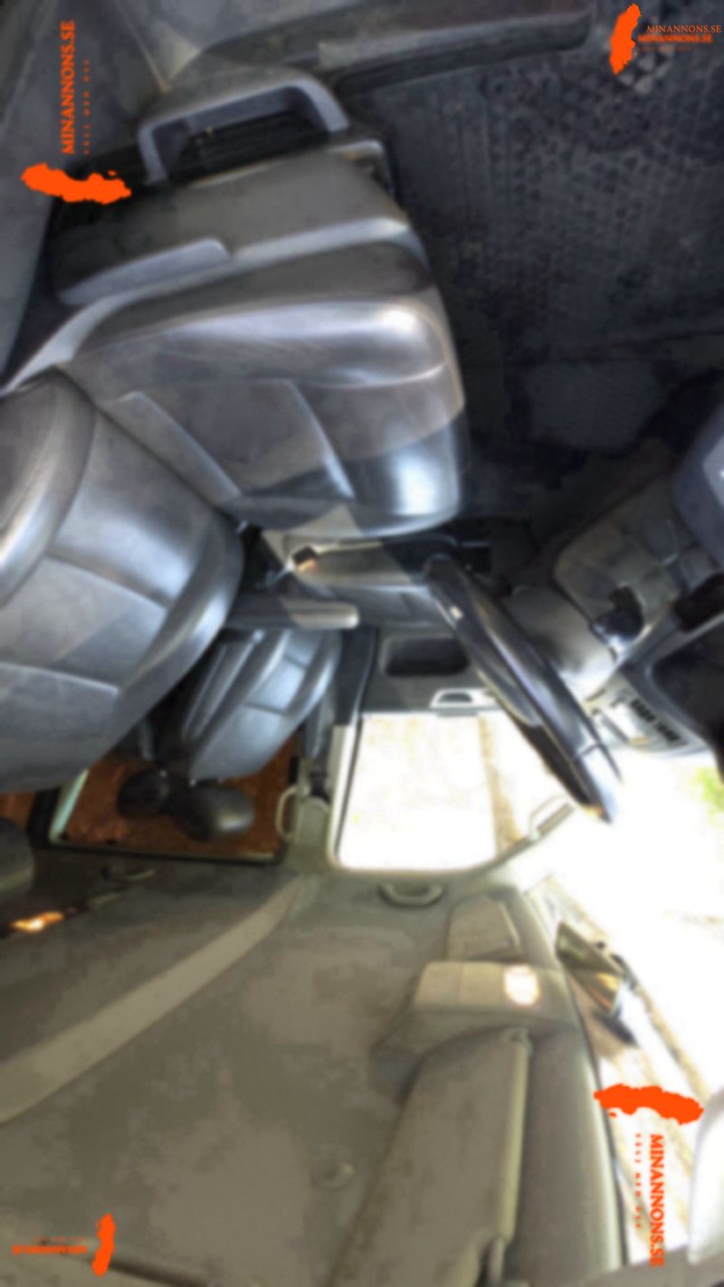 volkswagen-multivan-20-tdi-dsg-sekventiell-180hk-2013-sald