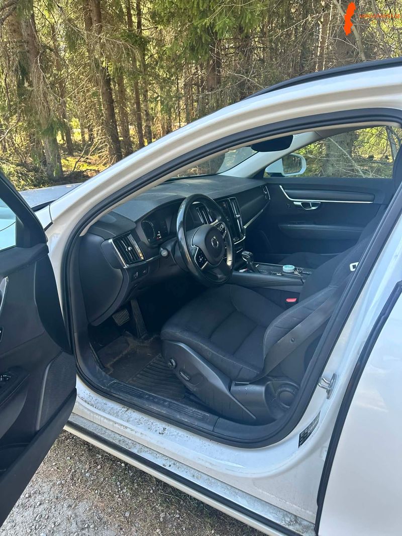 volvo-v90-d4-awd