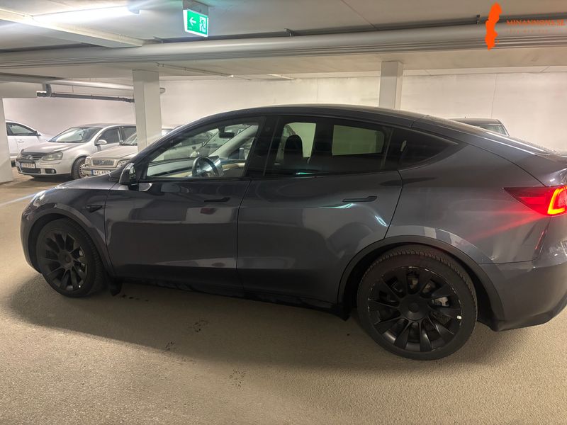 tesla-model-y-long-range-awd