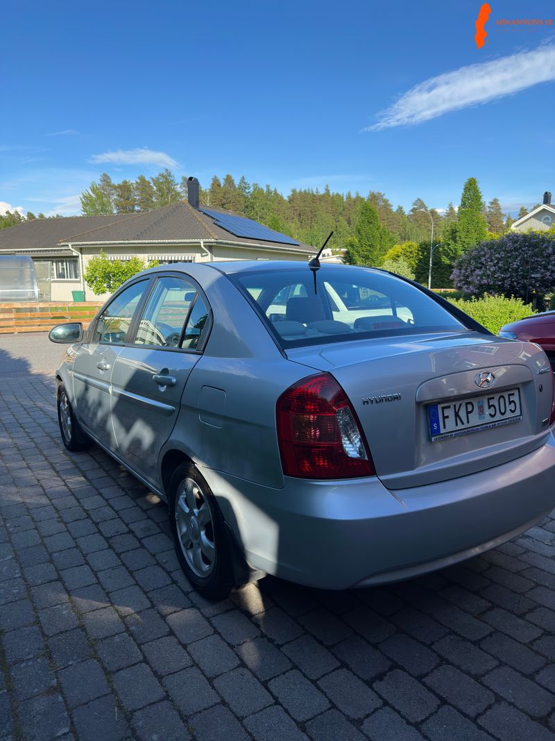 hyundai-hyundai-accent-16-m5-16-16v-fwd