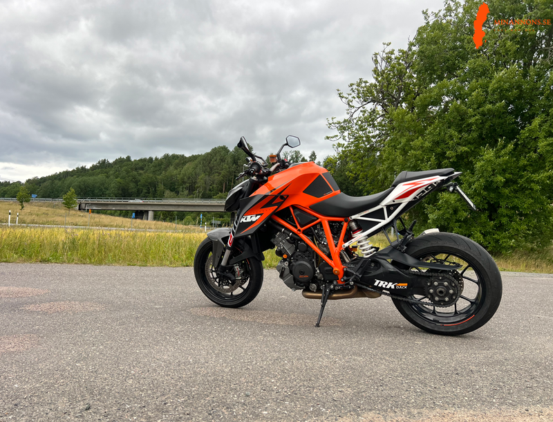 2014-ktm-superduke-1290r