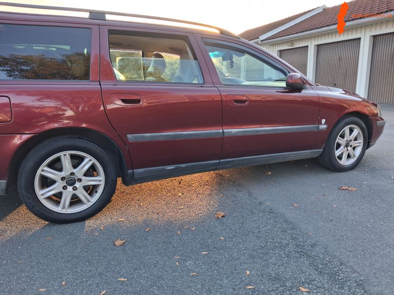 volvo-volvo-s-v70-24t-20v-fwd