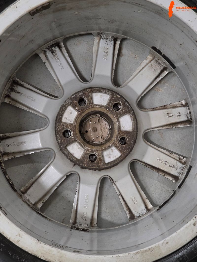 audi-a4-originall-falger-2255017-med-nokian-allround-dack-55mm-kva