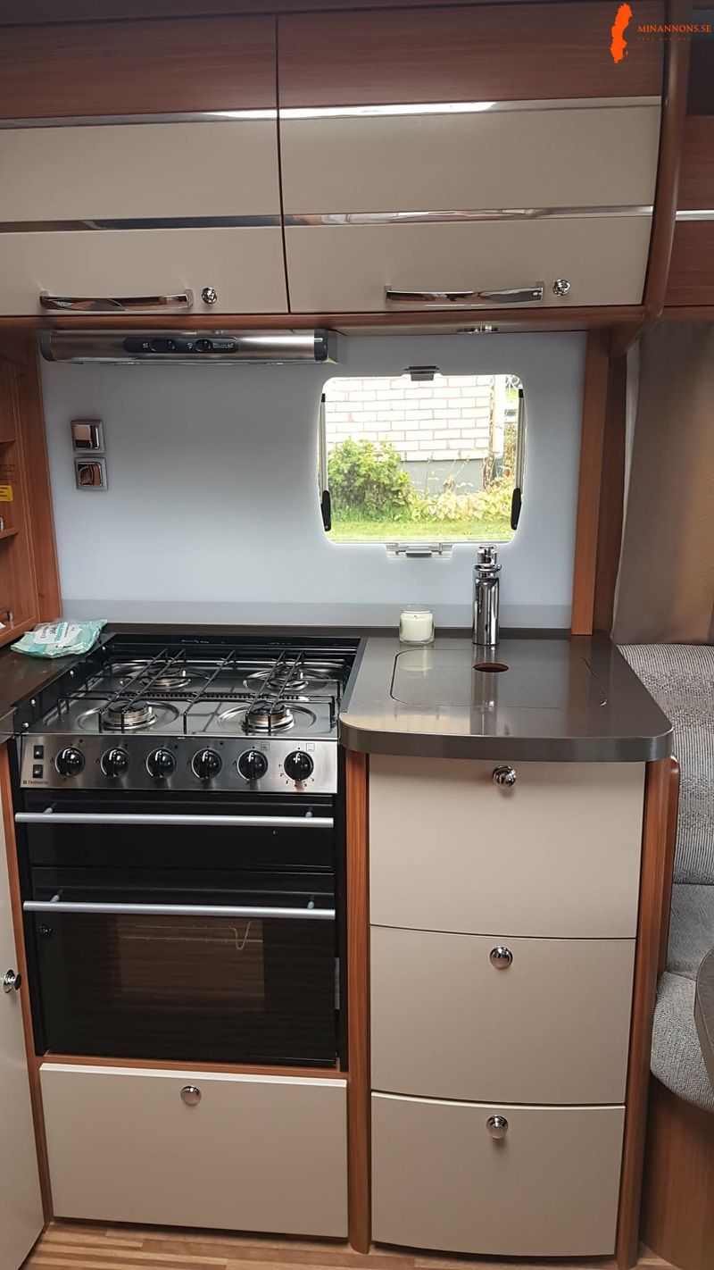 adria-alpina-743-uk