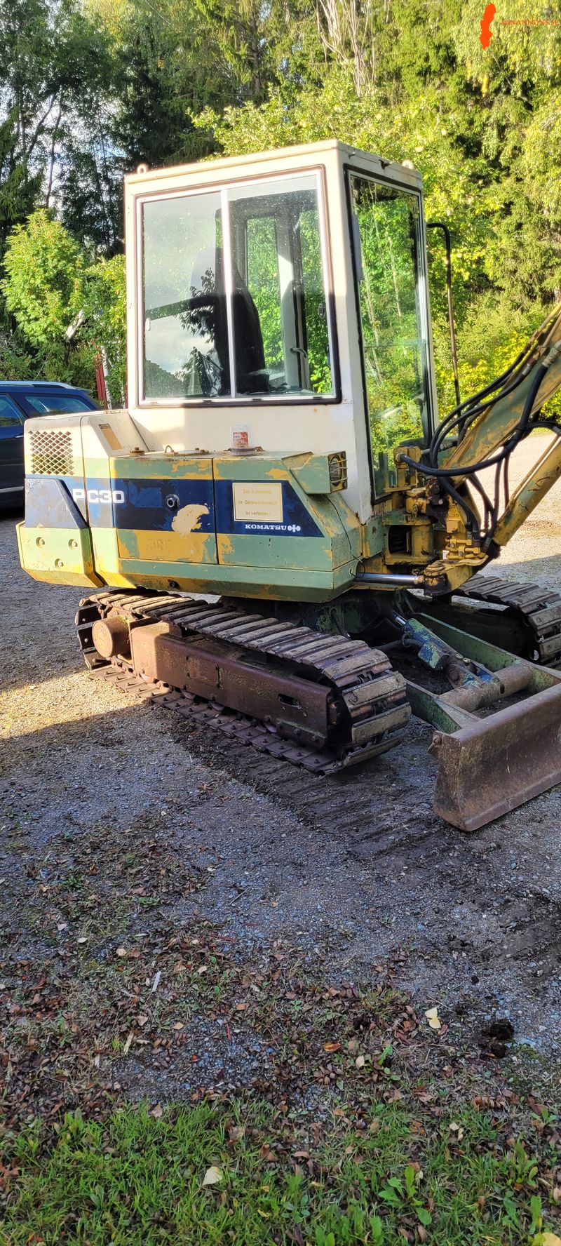 komatsu-pc30-6