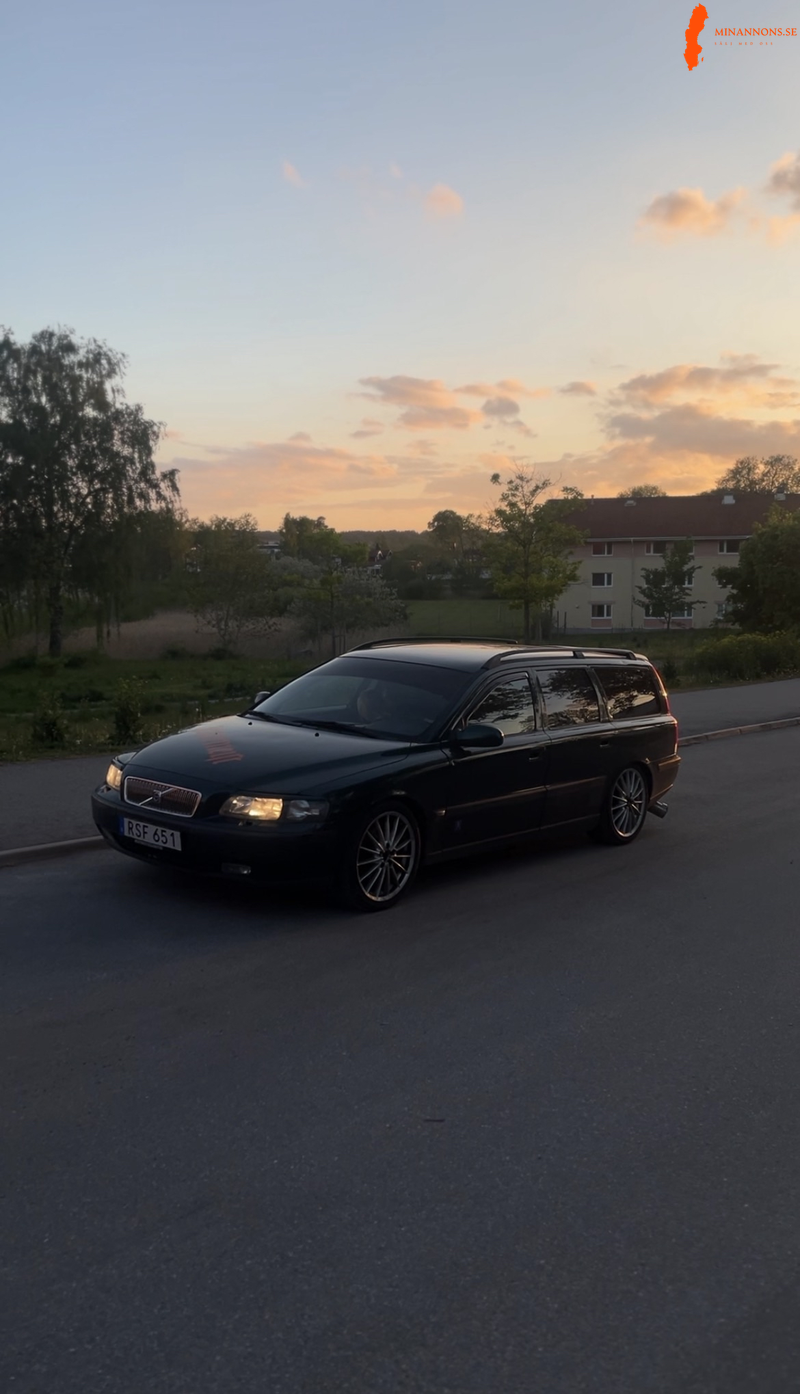 volvo-v70n-a-traktor