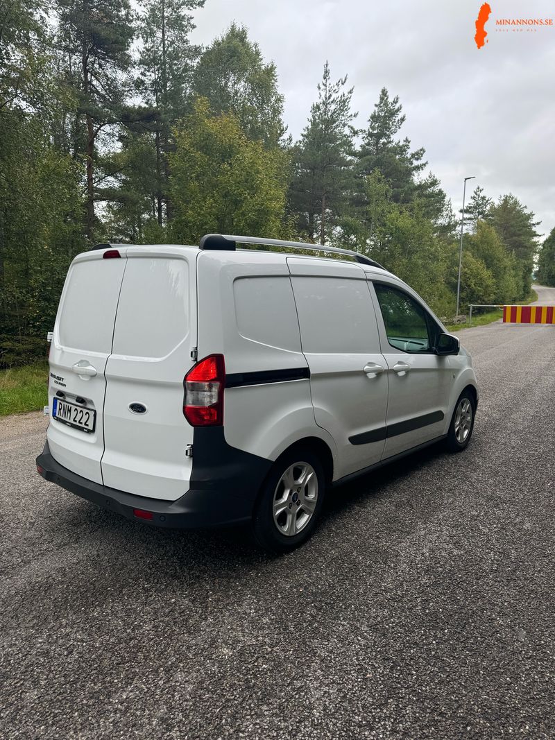 ford-transit-courier