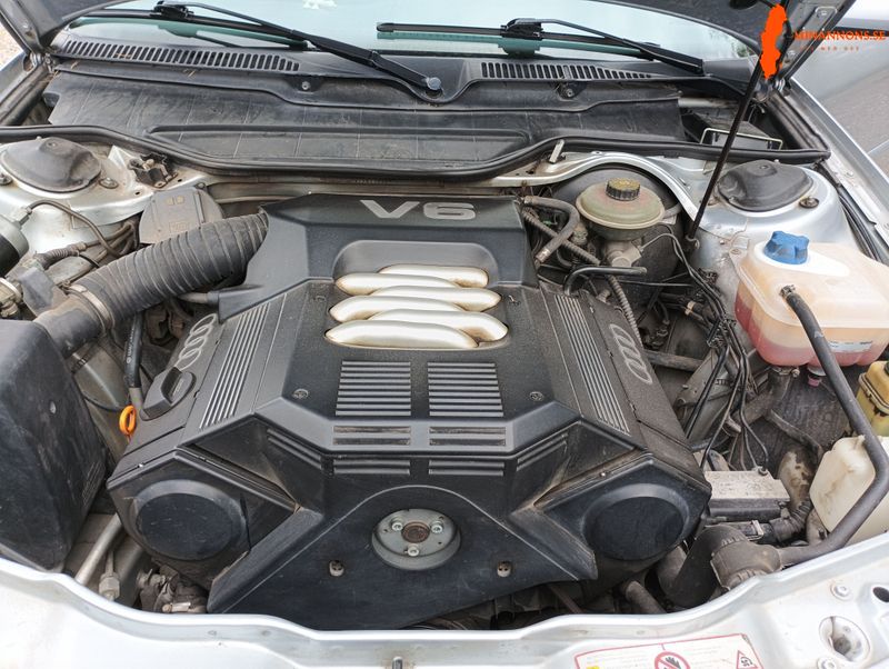 audi-audi-a6-26