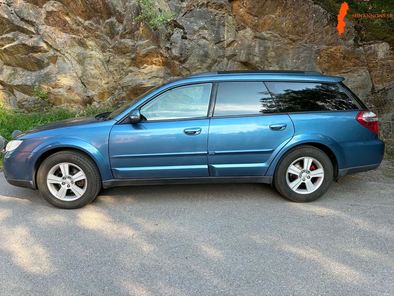 subaru-subaru-legacy-25i-awd