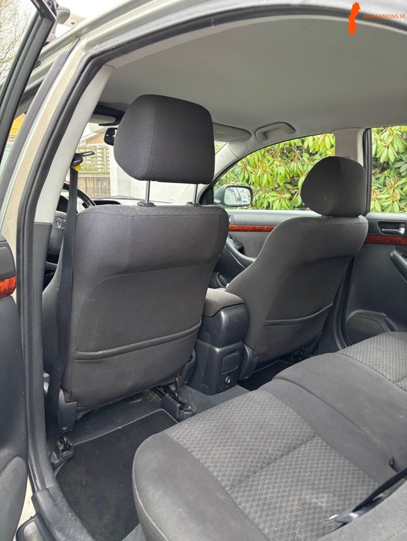 toyota-avensis-1-brukare