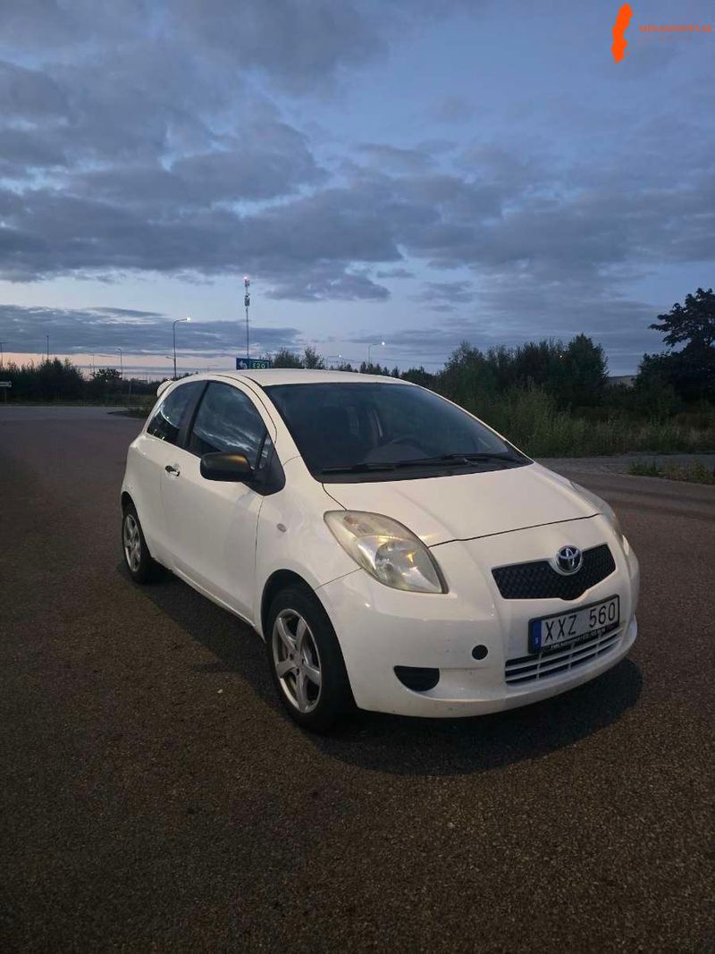 toyota-toyota-yaris-10-vvt-i-fwd
