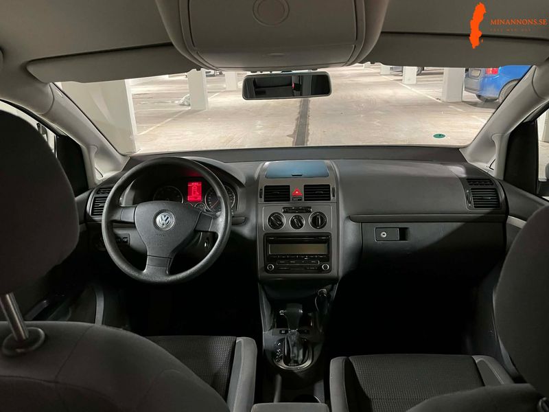 volkswagen-touran-5-sates-14-tgi-ecofuel-dsg-automat-150hk-2010