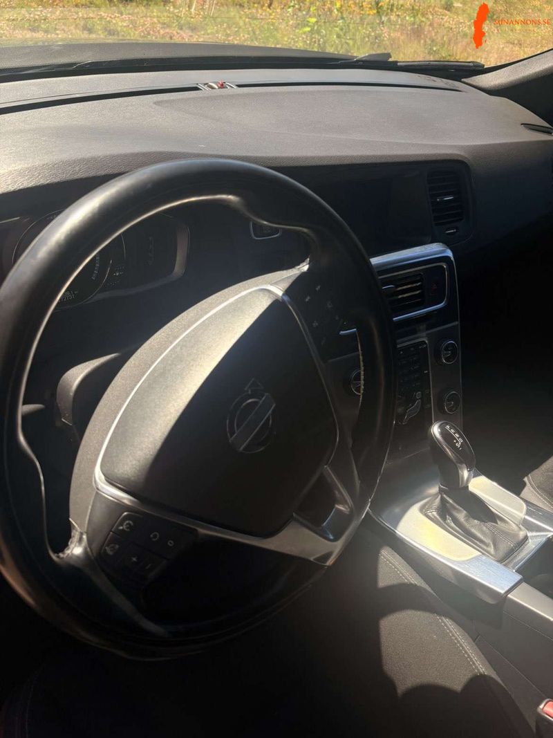 volvo-v60-d4-24-awd
