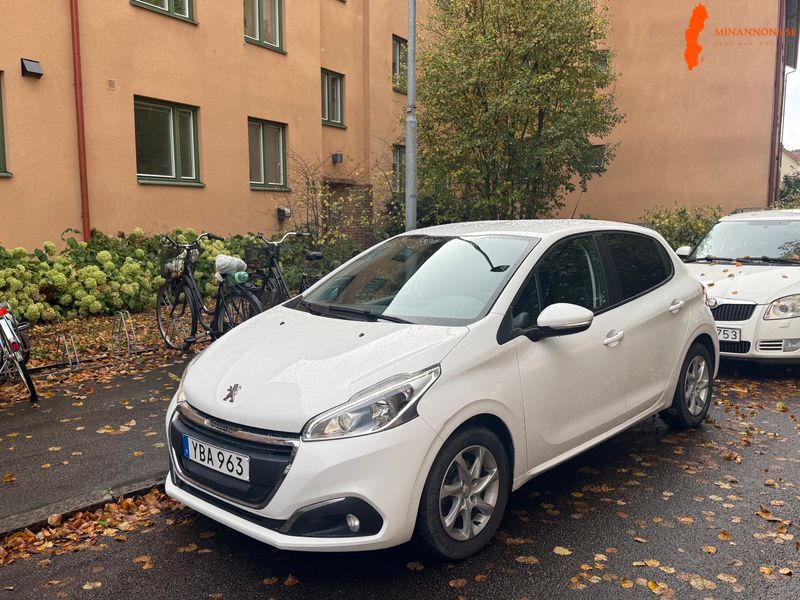 peugeot-208-5-dorrar-12-puretech-82-manuell-82hk-2015