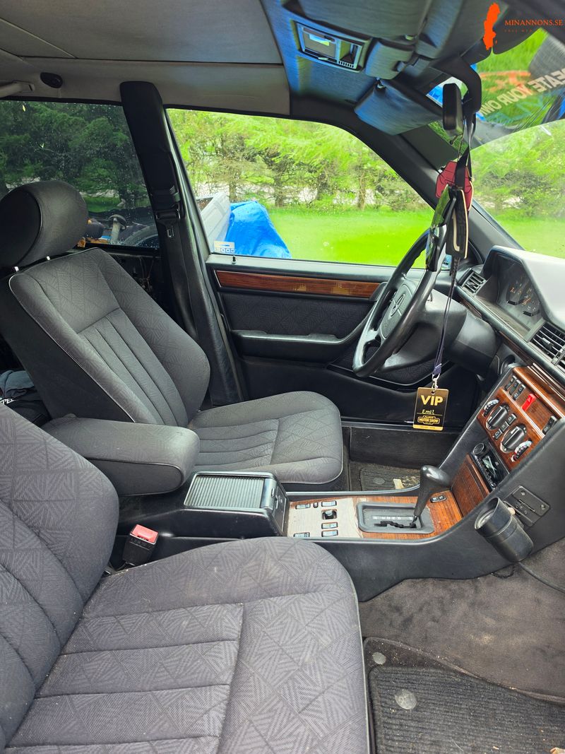 mercedes-benz-e-300-d