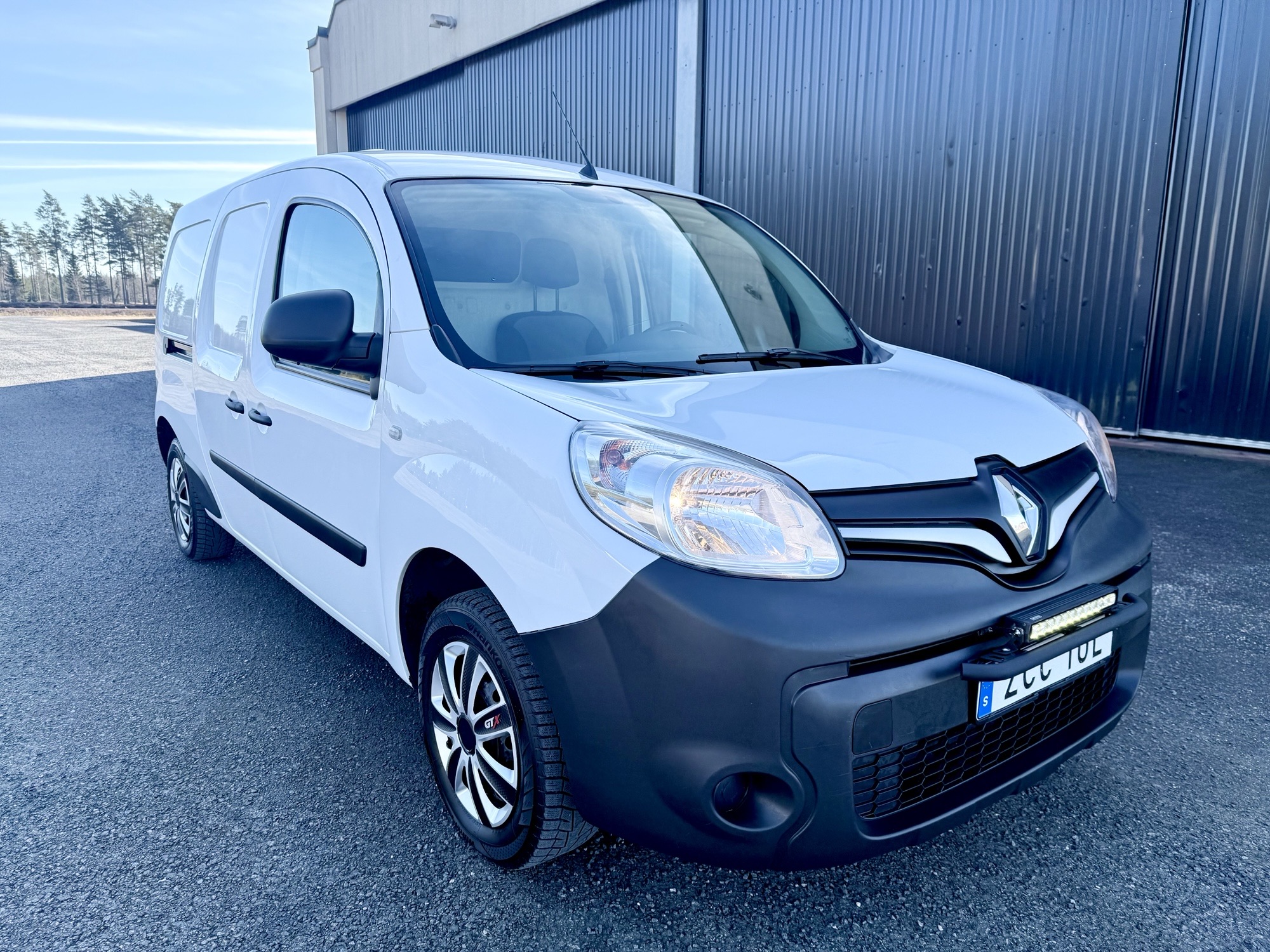 renault-kangoo-express-maxi