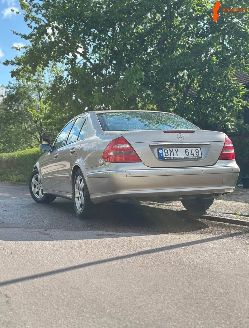mercedes-benz-mercedes-benz-e240
