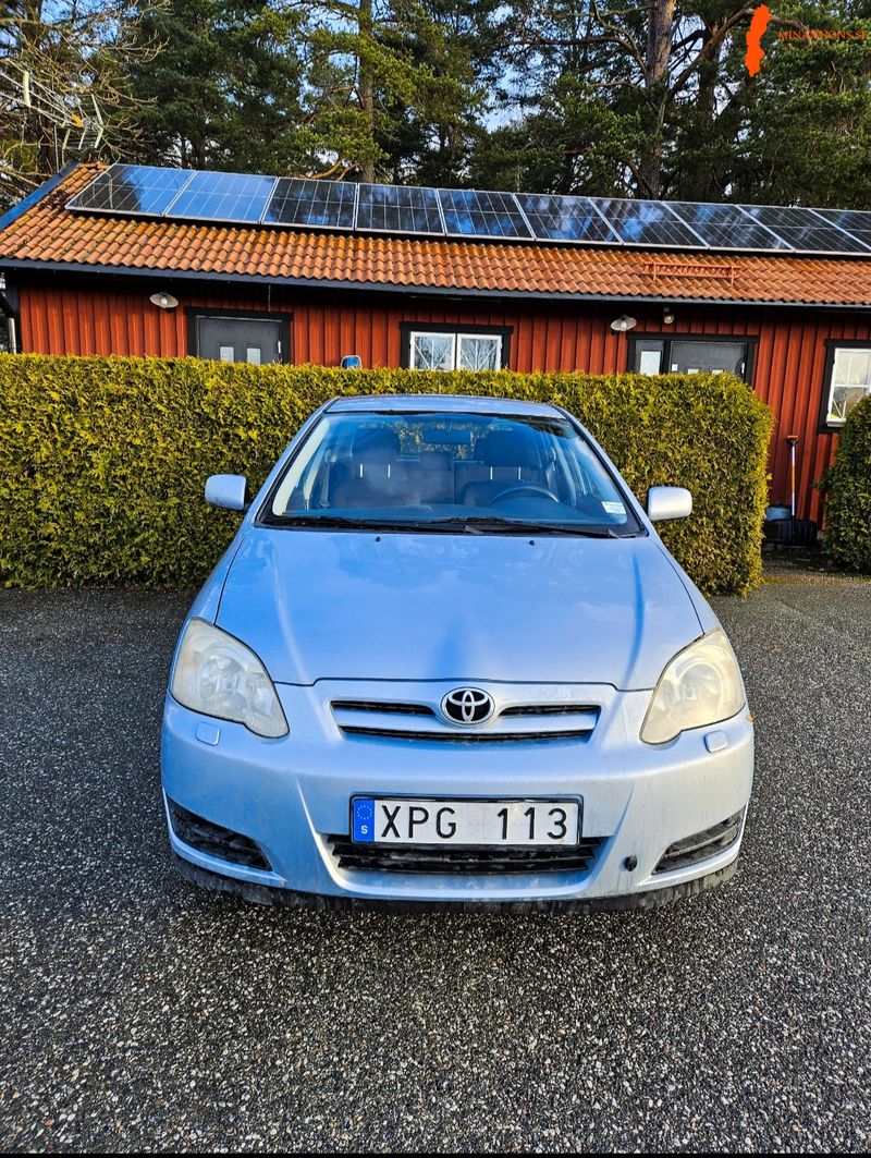 toyota-corolla-nybesiktigad