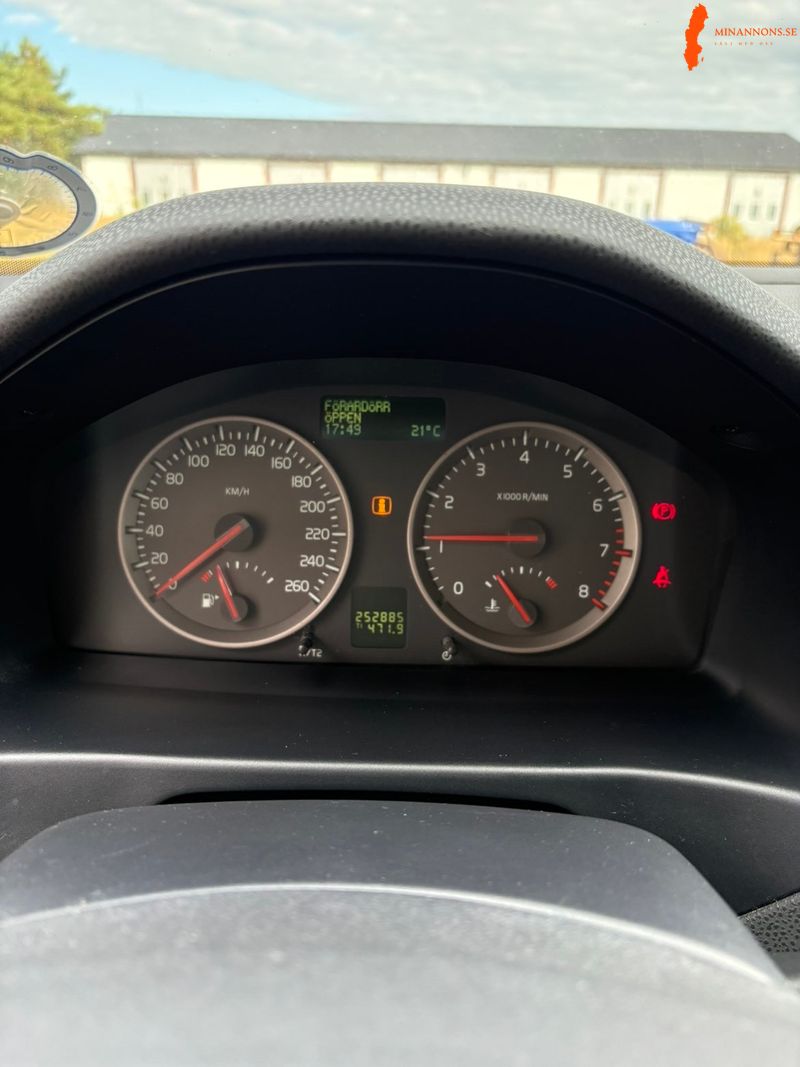 volvo-volvo-m-v50-18-f-fwd-e85