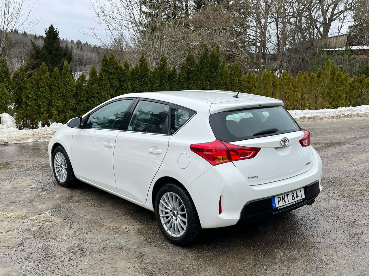 toyota-auris-20-d-4d