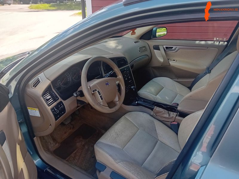 volvo-volvo-s-v70-25t-20v-fwd