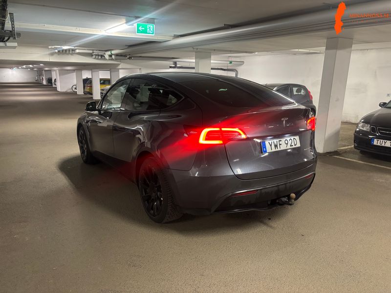 tesla-model-y-long-range-awd