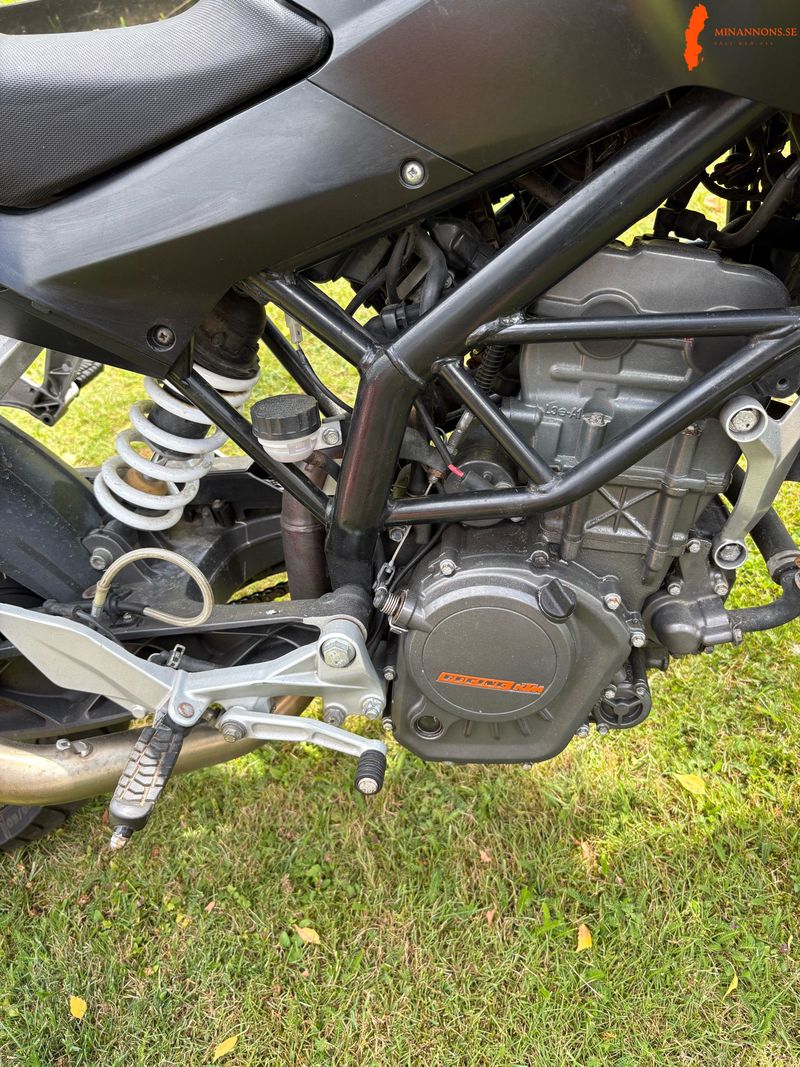 ktm-duke-125