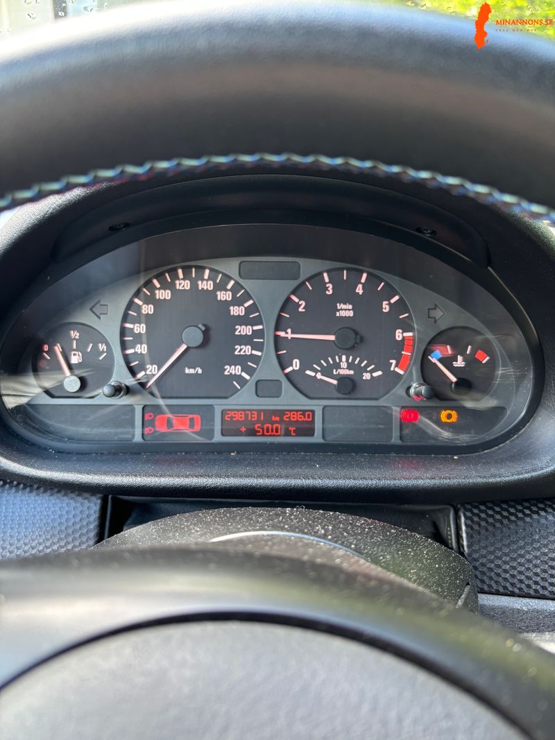 bmw-bmw-320i-touring-320i-rwd